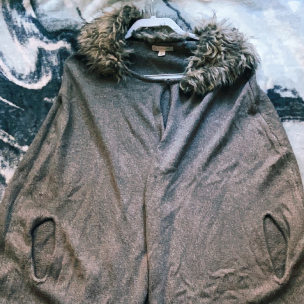 Fur Cape